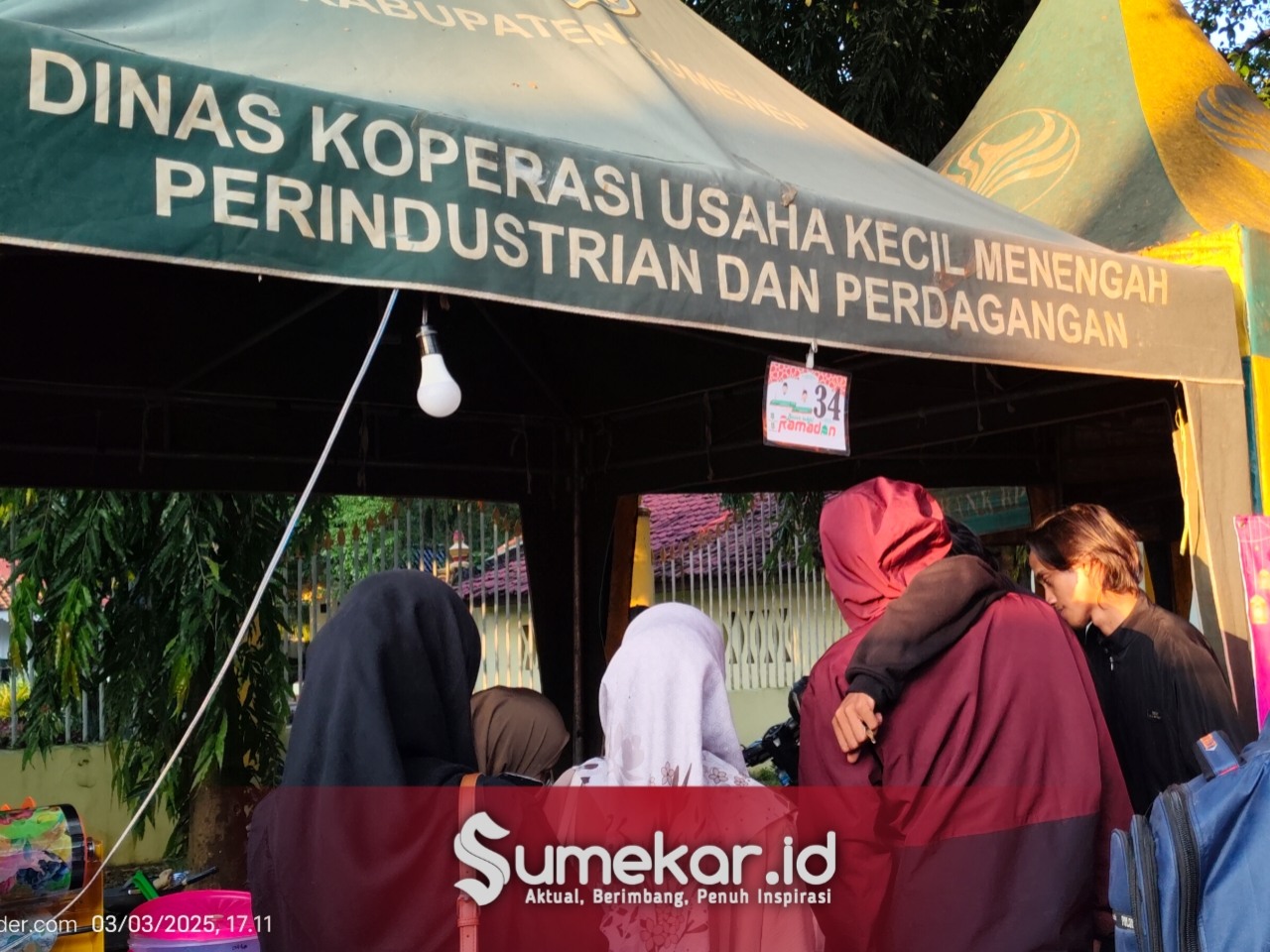 Foto. Salahsatu Stand UMKM Basar Takjil Ramadhan Depan Pendopo Sumenep. 