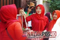Foto. Suasana RT 7 RW 5, Kelurahan Jemursari, Surabaya bersama Neng Lia dalam Momentum kegiatan HUT RI ke-80 