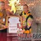 Foto. Chainur Rasyid Kepala DKPP Sumenep. Saat menerima penghargaan dari BBIB Singosari Malang