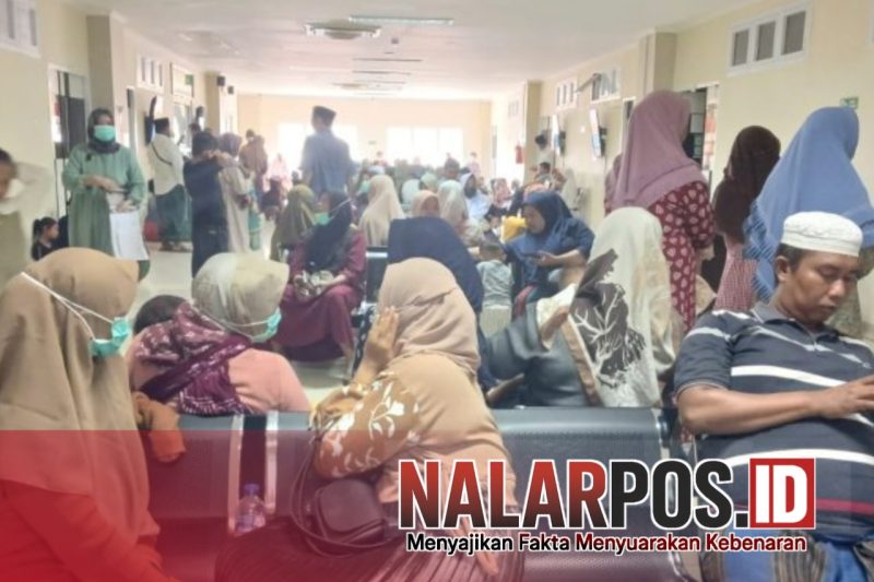 Foto. Pelayanan poli RSUD Moh Anwar Sumenep