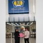 Miftahul Arifin, Ketua Front Pemuda Madura Raya saat menyerahkan surat audiensi ke Bea Cukai Kanwil Jatim 1. Foto/Nalar Pos. 