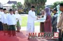 Foto. Program Sumenep Makmur Baznas Sumenep yang diserahkan Langsung Bupati Sumenep Dr H Achmad Fauzi Wongsojudo, SH., MH dalam momentum HSN 2025